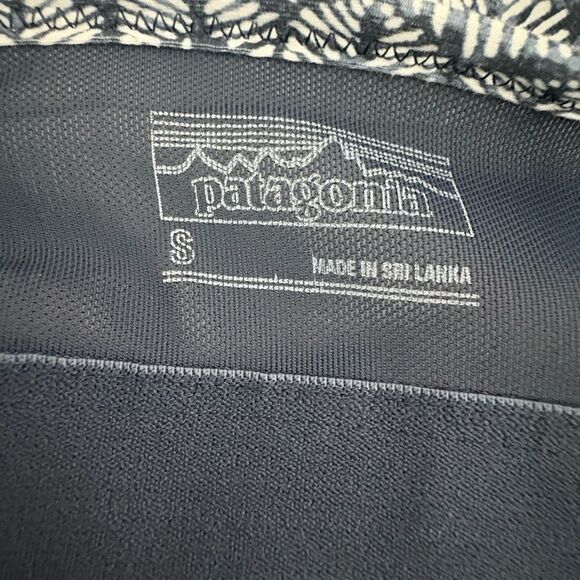 Patagonia Tank Top Criss-Cross Straps Stretch Blue White Geometric Print Size S - Picture 2 of 8